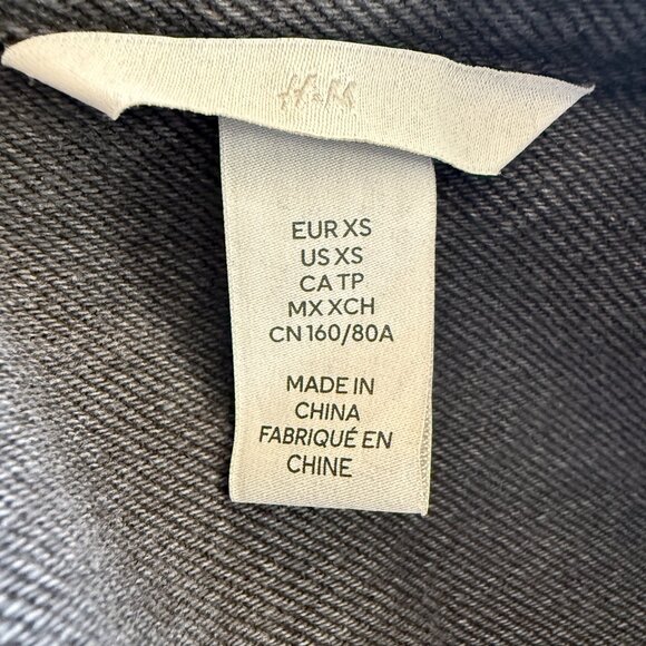 H&M faded black long sleeve collared button down jean jacket women's size XS - Picture 8 of 9